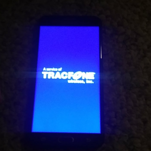 Phone - Picture 2 of 3